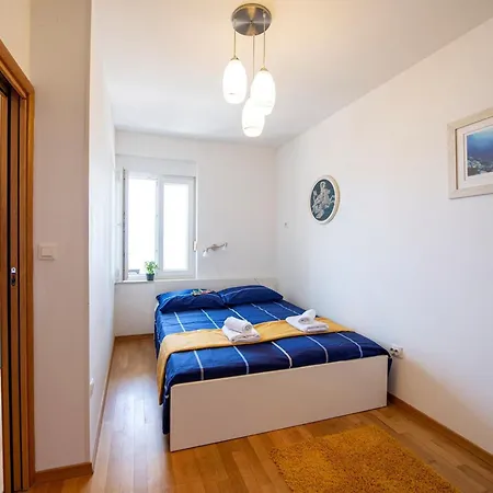 Apartment Marjan By Interhome